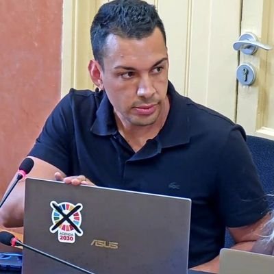 Concejal de VOX en guerra cultural.
Cuida lo tuyo, tu comercio local autóctono, tu barrio, tu cultura, tu identidad.
Dios, Patria, familia. ✝️🇪🇸