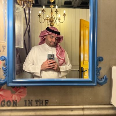 أهوى الطبيعة وأحب التأمل، مهنتي الطب. #Psychiatrist #Med35 (حساب شخصي)♟️