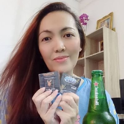 M18CUT's profile picture. Defining the grey area between black 🖤 and white 🤍 as Off-White 🩶