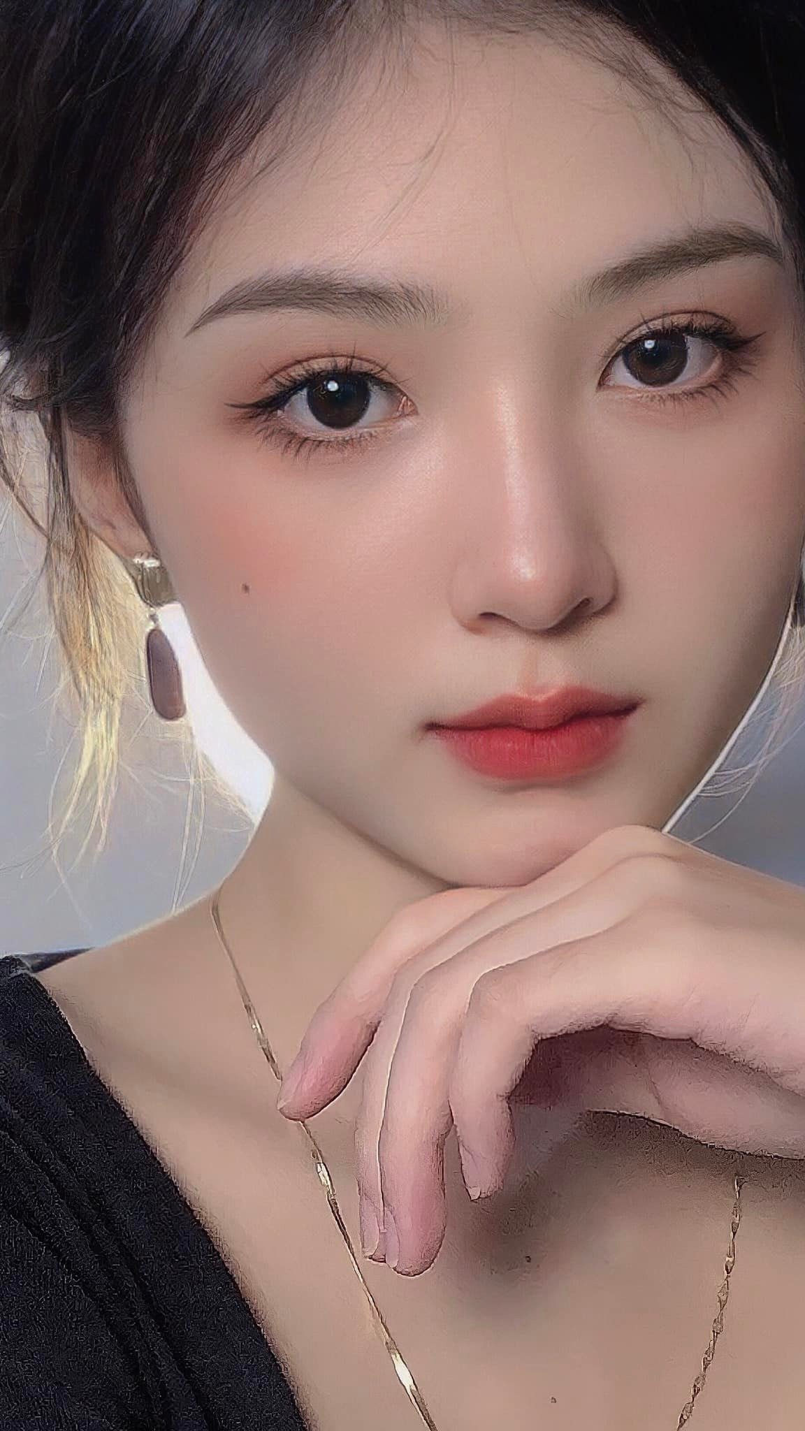 FaraMichae76105's profile picture. 
