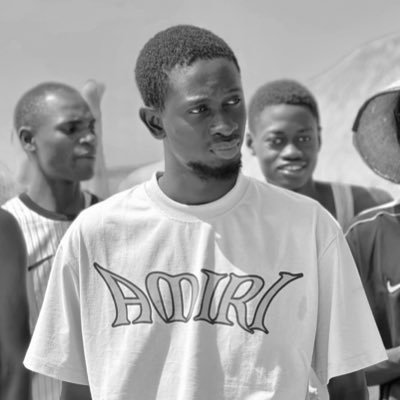 •Agent sonatel •Étudiant en droit •president du CEERSG