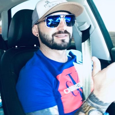 SberseJonas's profile picture. Deus é Fiel.