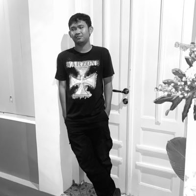 robethhz's profile picture. 100% life for fun