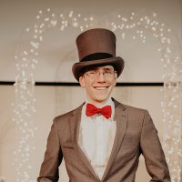 Matthew Fox (@mcfoxauthor) 's Twitter Profile