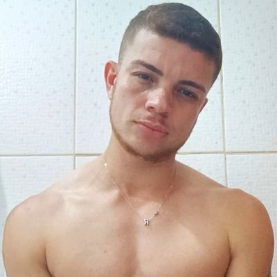 Parcerias chama no direct
conteúdo+18
#Vst
#20cm
#Pentelhoruivo
#Ruivo