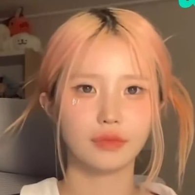 aktok123's profile picture. 만나뵙게돼서영광오리탕