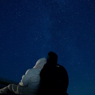 0YAZ_19's profile picture. ولكني أراك بكل درب ويسبقني إليك مدى حنيني