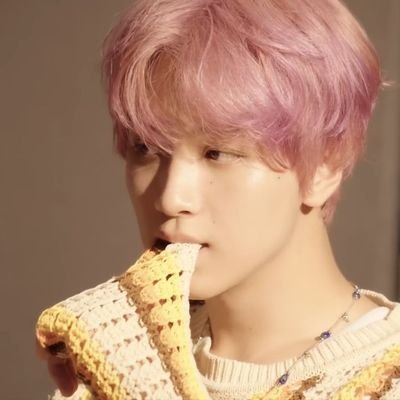 zw1sevq's profile picture. fan acc