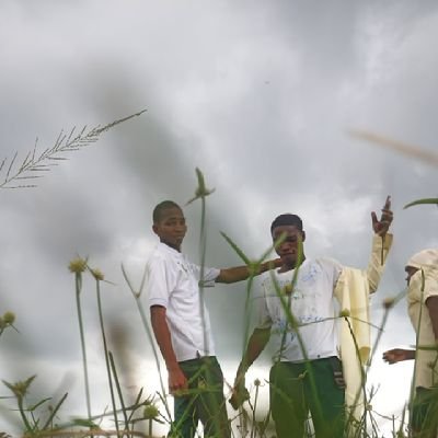 D_Realyemi's profile picture. Just a guy trying to make the world a little brighter...