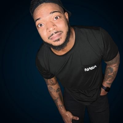 tehchno_gaming's profile picture. Twitch affiliate | Business owner | Software engineer | Ex 15 year barista

TikTok: @tehchno.gaming
Cofounder of VirtualDeck: https://t.co/yCGL3eIBdq
