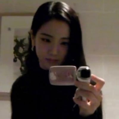lovejisoos's profile picture. lesbian misandrist | multistan