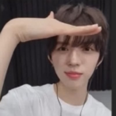 no one: š¦Kevin: YOUāRE FIRST MEL. OHMYGOD // she/they // 3ļøā£0ļøā£