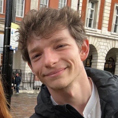 ollyzmoon's profile picture. she/her 20 mike faist lvr #KA12 STAY GOLD