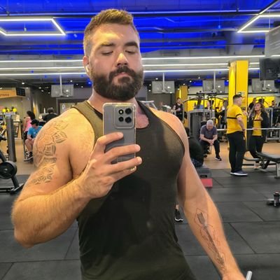 Aqui falo um pouco de tudo, desde sexualidade à política. Um pedaço do meu mundo e das minha percepções.