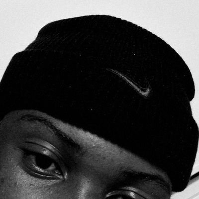 OShwakaxa's profile picture. 