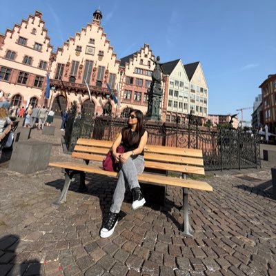 R.N.💉Married to Keith de Lara👰Working Momma👜Lukas Thiago👶 Cancerian♋️Introvert 🙈Chocoholic🍫Coffee☕Pink & Purple 💕💜Korean Fan🇰🇷Bookworm📚