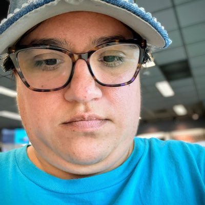 JanetOros620518's profile picture. 