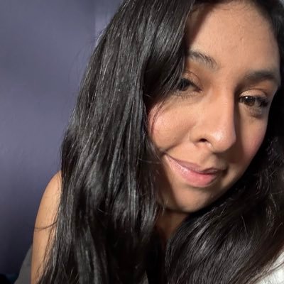 JoyPerez's profile picture. Me gusta escribir. #kpopstan