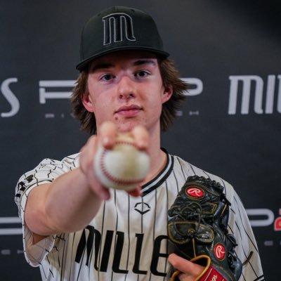 MGSH 2028|3.9 gpa|RHP/OF 6’0 195|@pitch2pitch|📧 Maxwild99@icloud.com