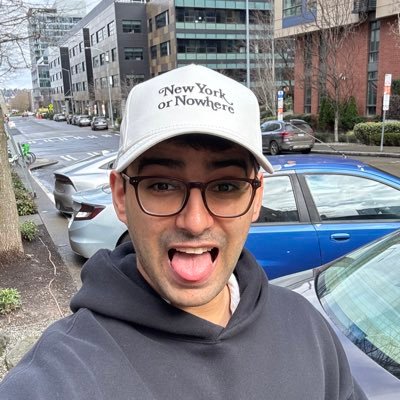 ArnavTanej's profile picture. Building in NYC