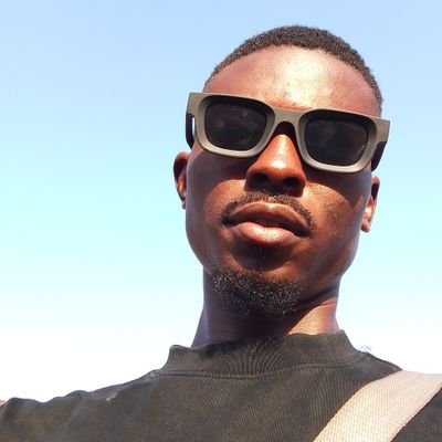 @paul_igbinz got suspended... Easy to love, hard to hate. https://t.co/1Bnx7Rtg2d in banking and finance didn't make me a finance expert. Uniben Alumnus. Liverpool fc