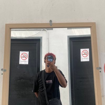 mall64229354361's profile picture. 