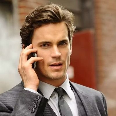 47 años / Empresario adinerado / Responsable, trabajador y paciente / Macho y prometido de @IGOLDENBLONDE ♥️ #FreeRol