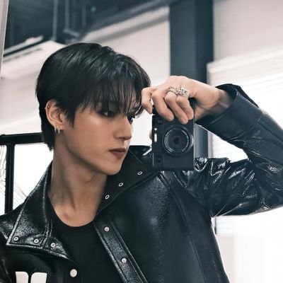 ⭑。𖦹 edtwt • 17 • blk • atiny 𖦹。⭑
₊˚⊹ ⁀➴ ᰔ‧₊˚ #정우영.ᐟ ⊹