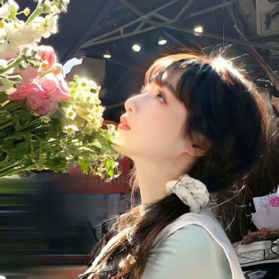 uh780902ghw11e's profile picture. 线下接单，一个人在这边工作，下班兼职赚点零花钱，有教室也可以外出，见面满意付不要定金，支持视频语音验证，反差女，活好尽量满足各种需求，电报搜索  电报频道 https://t.co/D1h0yUBjLZ，没有电报的可以看推特大号加扣扣 推特大号@shenjin17026 ，等你哟~关注我推特的哥哥截图可以看福利照