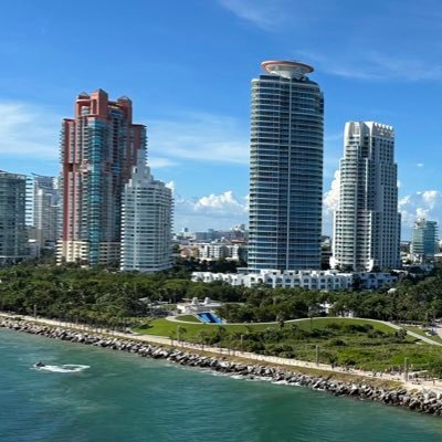 FHouseBuyers's profile picture. Real Estate Maverick | Free Consultation