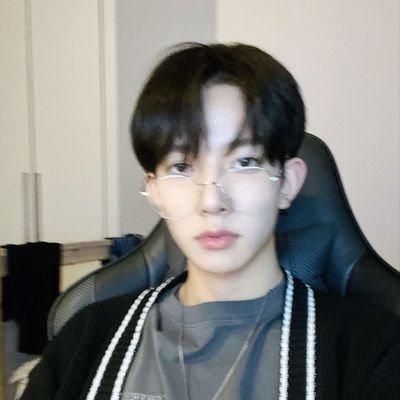 hnnihae's profile picture. 💛☀️ | au recos on pinned | en-carat-L | fan account