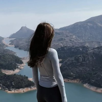 sara124765's profile picture. 💫 A girl who glows from within. Kind thoughts, big plans, and a heart full of joy. 🩷