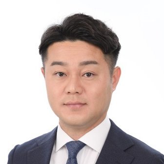 エヌエス・ジャパン株式会社 代表取締役|三児の父|家族と過ごす時間や果物狩り・家庭菜園など自然に触れるのが好き|派遣社員から周りの方に助けてもらいながら地道に“当たり前”を積み重ね、2024年に社長就任|今後は働く皆さんの背中をそっと押せる存在になれればと思います! #人材派遣 #職業紹介 #就労支援