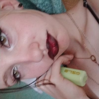 Come play with me, Don't be shy! I'm 18, I'm a soft, sadistic, short & sexy, alternative, stoner Goddess! I don't bite hard, unless you make me angry of course!