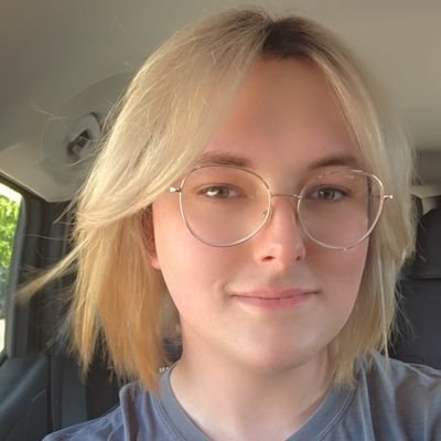 25
woman who (trans)cended.
Doctor who, Dune, Cyberpunk, nerdy shit. She/Her