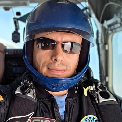 Rocker, runner, de la montaña ciclista y del cielo paracaidista 🪂 Socio @BarcelonaSC
https://t.co/cHq6FbQjve