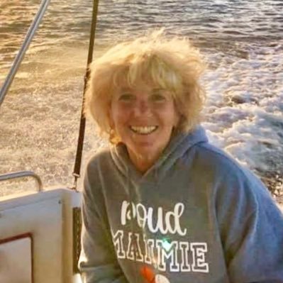 💕Mom,wife,gram, keeper of the snacks💕 🇺🇦 🇺🇸 ☮️