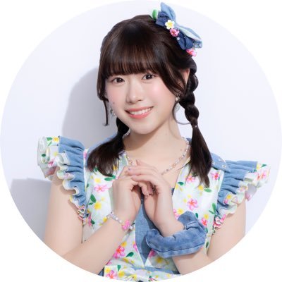 | #ラフラフ(@roughlaugh_o)の白色担当☁️|2005.06.24生まれ|神奈川県出身|グミとカメラ| ︎ ︎ ︎ ︎ ︎ ︎ ︎ ︎ ︎|君ときゅんと♡ カラフルタイム作詞作曲しました🐏