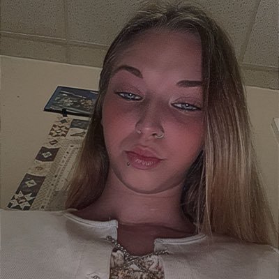 21🔞/WV/OH📍/Taken🤞/BI🌈/Twin👯♀️/Stoner🍃Content Creator