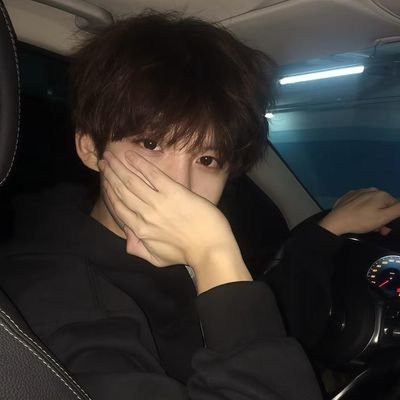 zhangyu1122_'s profile picture. 
