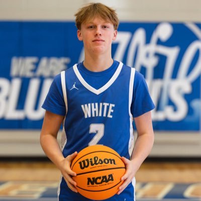 Basketball/White House High-School/Gomode elite/Class of 2027🎓/ Age:16/5’11”/PG/3.75 GPA 📧-talenflener2027@gmail.com