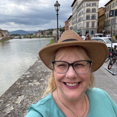 Laura McAnally Profile