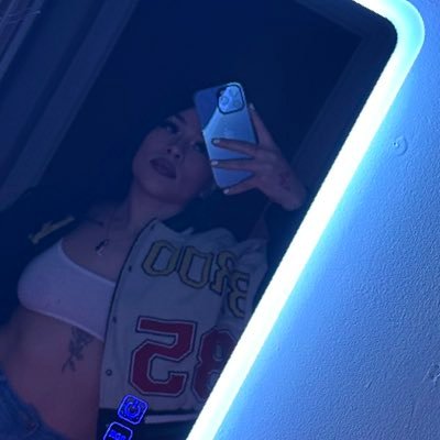 thereal_bbrels's profile picture. 4th Twitter 🫠