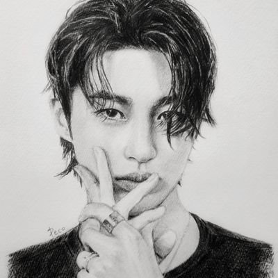 변우석さんが大大大好きです🩵
박서준さんが初恋🩷 추영우くんも好きです✨ 独学で時々ウソクくんを描いてます✍️
ウソクペンさんと繋がりたい🫶✨無言フォローお許し下さい🙇🩷
변우석 라브💙 일본 통통이,팬아트✏️
🍉통통수박재팬🍉