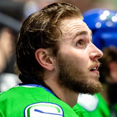 — for all things linus karlsson related! 🏒