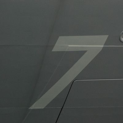 DSRV403's profile picture. 遊覧船に乗り、海上自衛隊呉基地の艦、潜水艦を分かりやすくご案内出来る様にと日々勉強中　予約は下記のURLから！