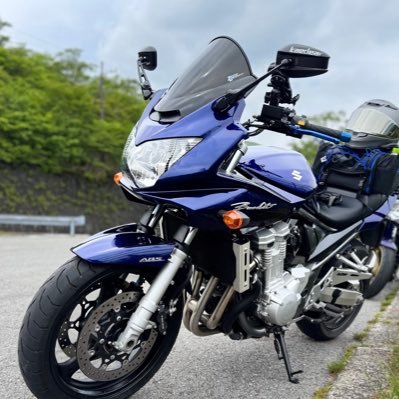 群馬県出身/27/BANDIT1250Sフルパニア目指してカスタム中!/バイク関係メインだけどそれ以外も呟きます/無言フォローすみません🙇♂️フォローされたら喜びます😊