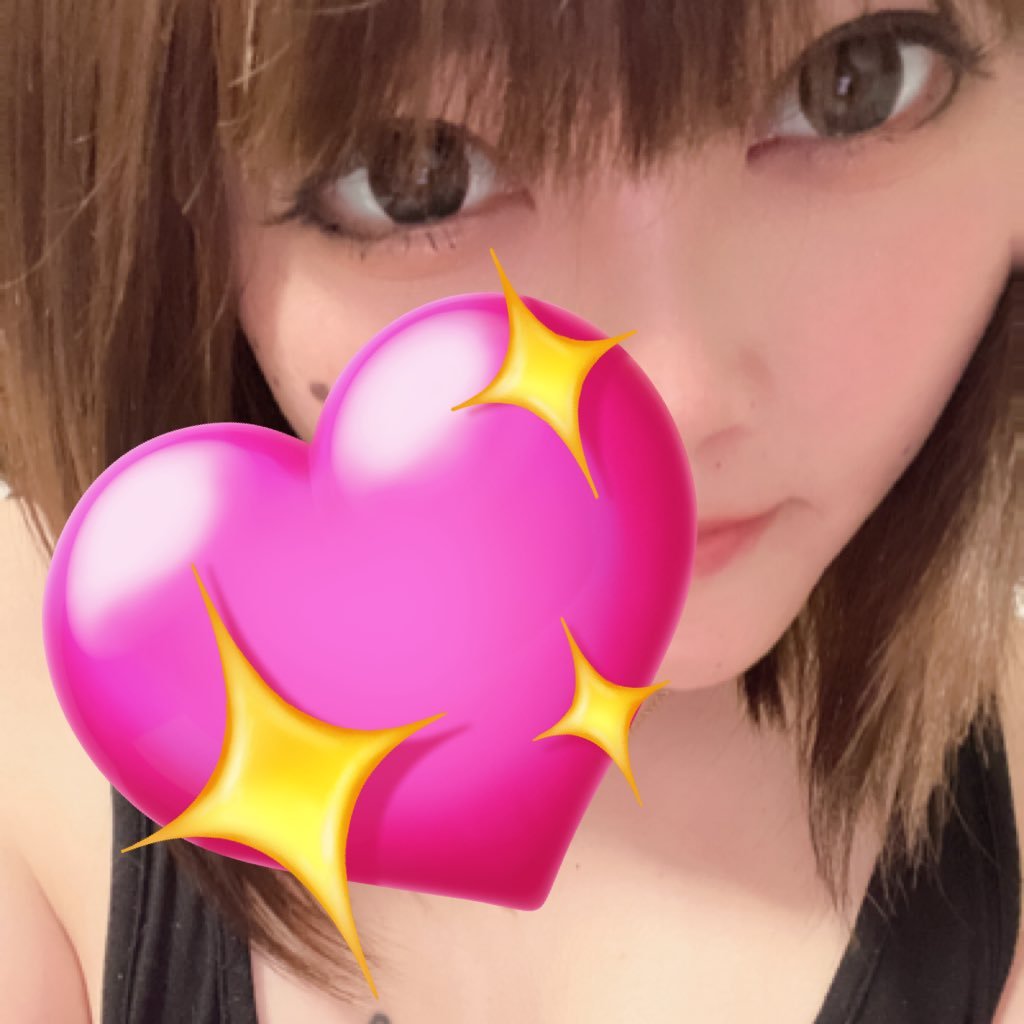 31 154.53.Fシンママ 6.26大切な人を亡くし不安定。免許も車もありません。躁鬱パニックPTSDで休職中です。彼氏いません結婚してません!一宮で素敵な方と会いたいです!ダラメ雑談不要。固ツイ過去ポストしっかり読んでから連絡してください。異常な値下げ交渉キモイ口悪いですがいい方にはちゃんとした対応します。