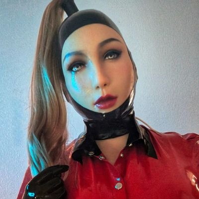 From Germany 🇩🇪 | Lower saxony |
A little Bit of Latex addicted |
Love #Mask #heavyrubber #Latex #highheels
open for DM
