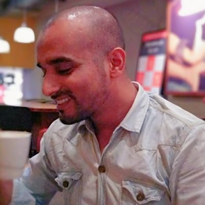MohdUsman_Chai's profile picture. लोग हाथ मजबूरी में थामते हैं...

चाहिए उनको कंधा होता है...